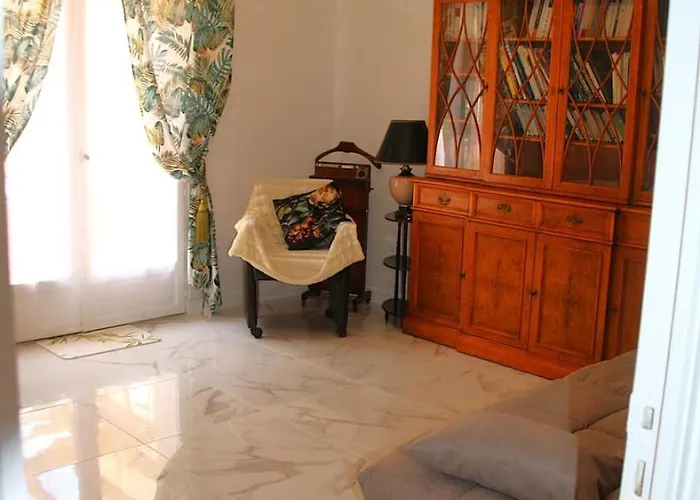 Villa Lanzac Villa *